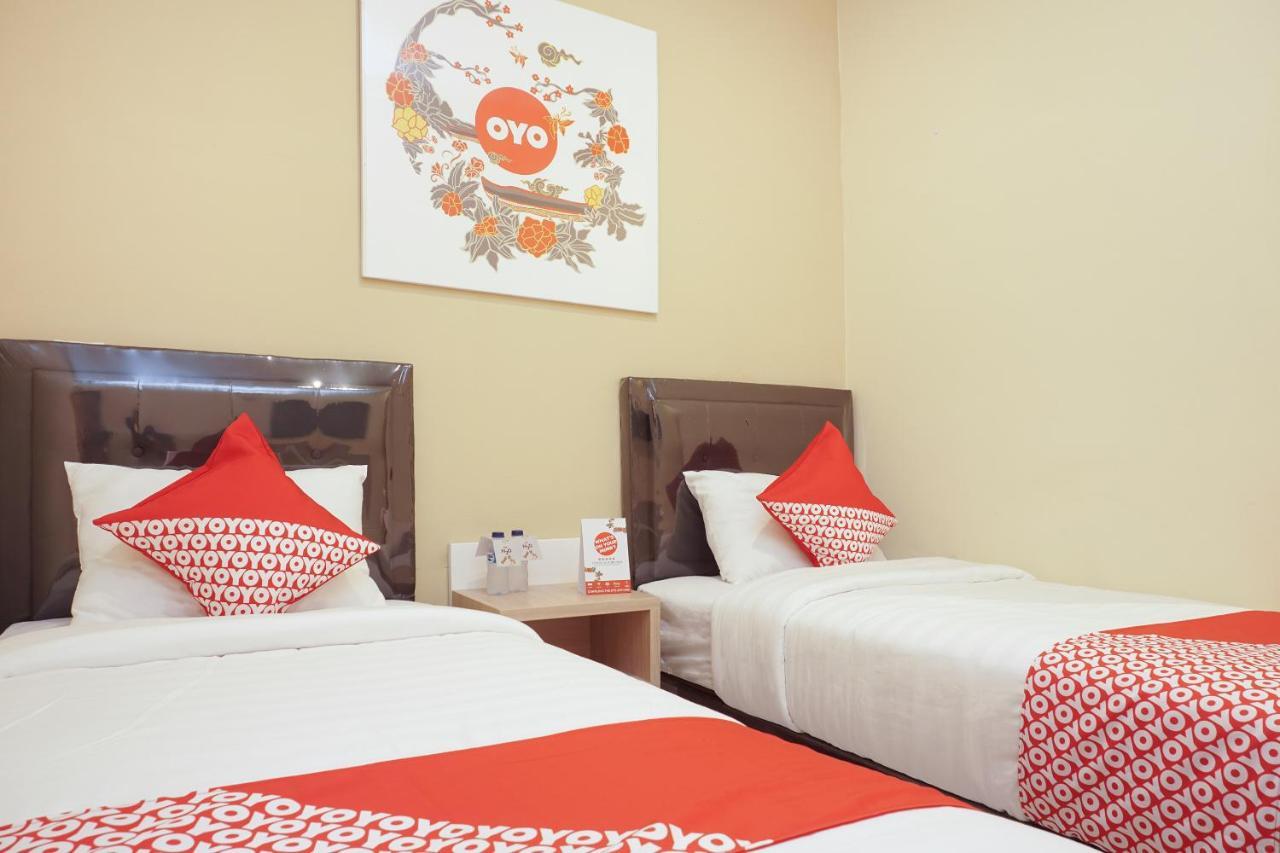 Super Oyo 90033 Dehome Family Melati Exterior foto